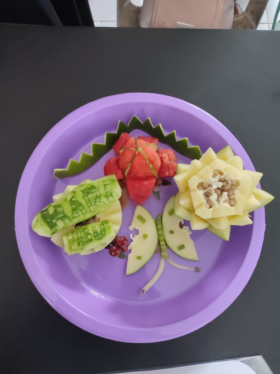 LOMBA GARNISH DALAM RANGKA HARI IBU